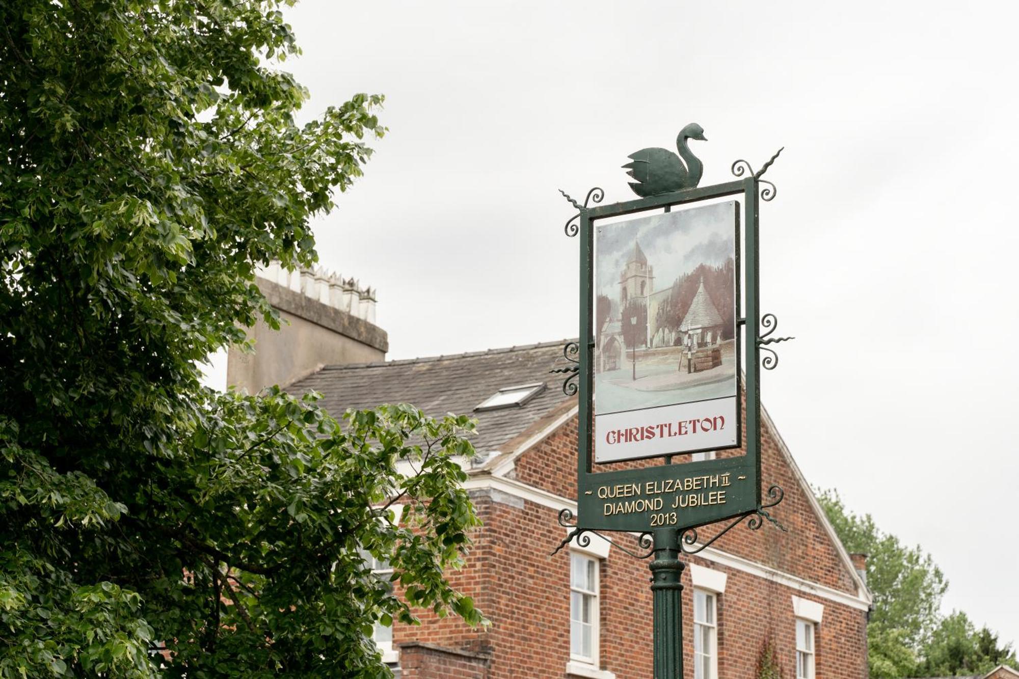 Cosy 2 Bed Cottage In Charming Village Of Christleton - For Up To 5 Esterno foto